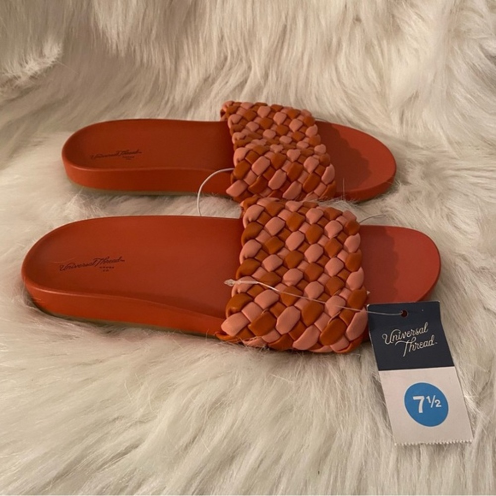 Universal Thread Shoes Women’s Size 7.5 Sandal’s Slip On Open Toe New - Picture 2 of 8